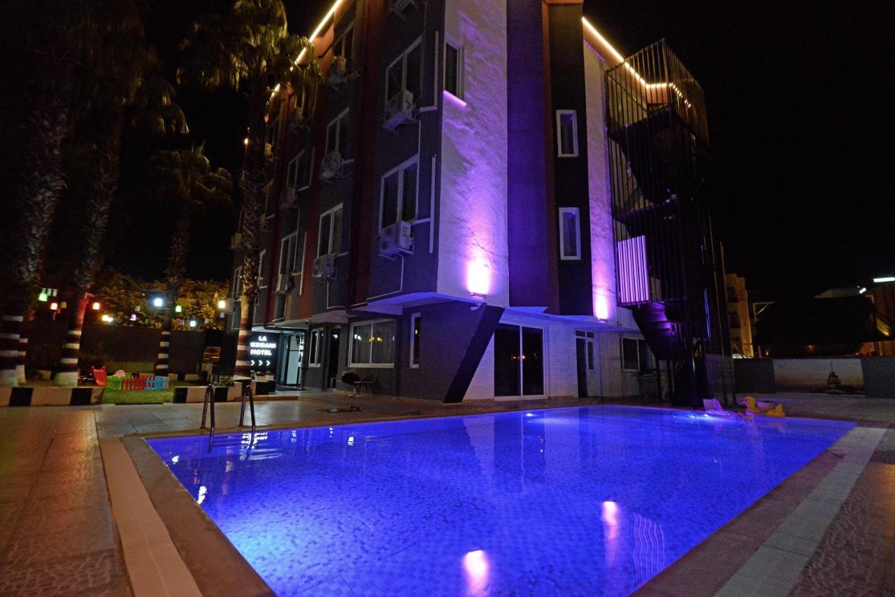 La Rezidans Hotel Antália Exterior foto